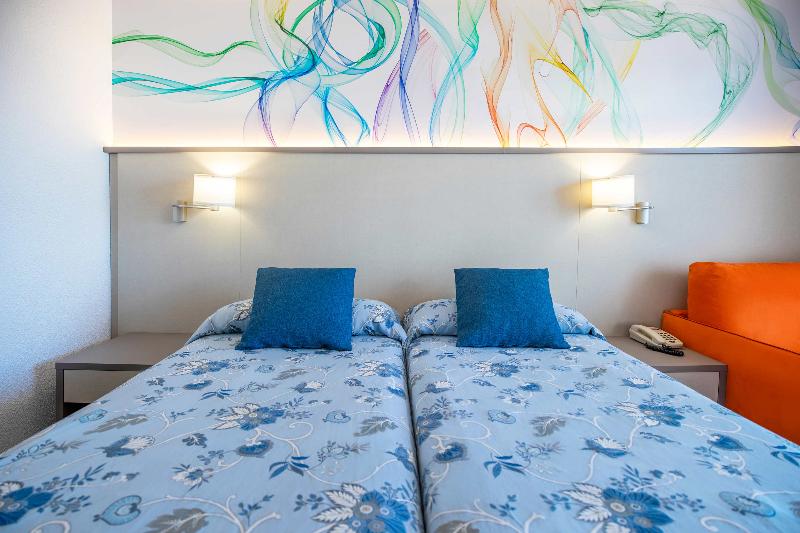Hotel Servigroup Romana image