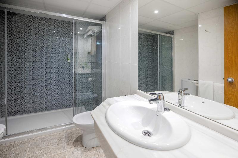 Hotel Servigroup Romana image