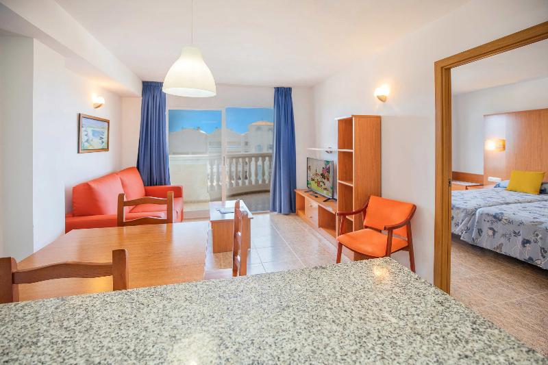 Hotel Servigroup Romana image