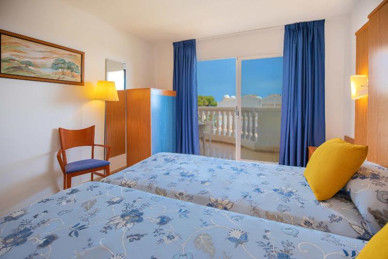 Hotel Servigroup Romana image