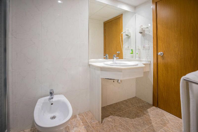 Hotel Servigroup Romana image
