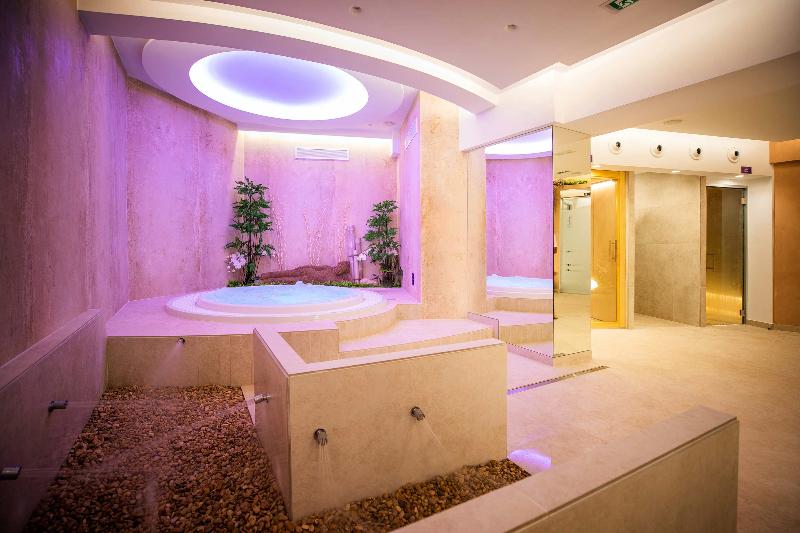Hotel Servigroup Koral Beach image