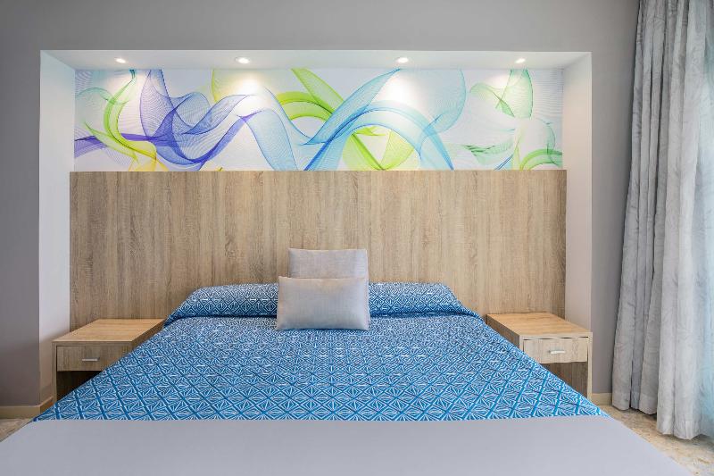 Hotel Servigroup Koral Beach image