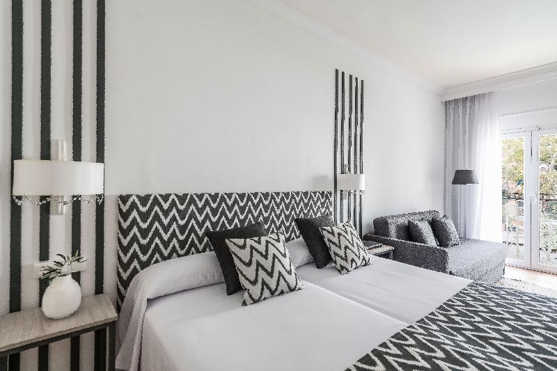 Hotel Rosamar image