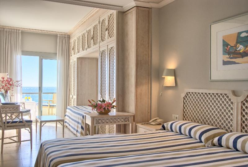 Hotel Rosamar image