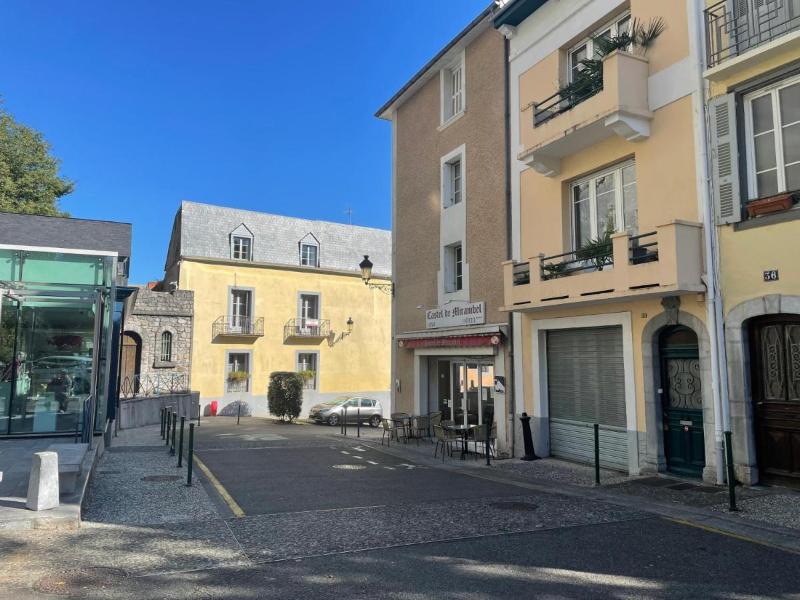 Castel De Mirambel image