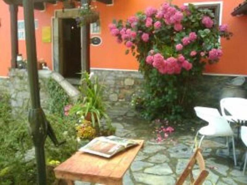 Hotel Peñalba image