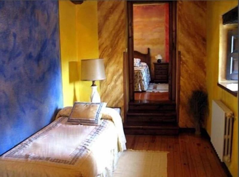 Hotel Peñalba image