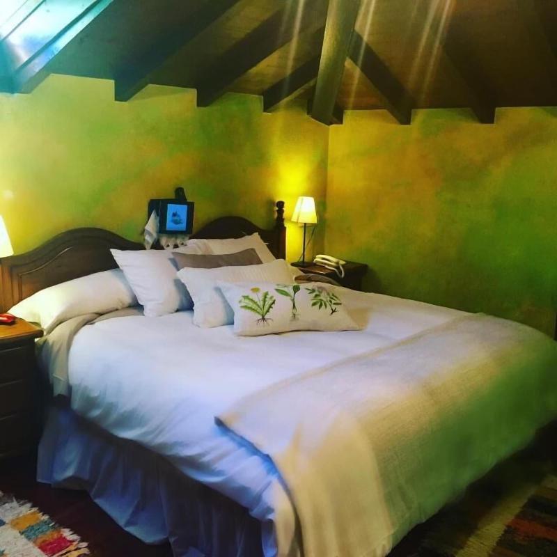 Hotel Peñalba image