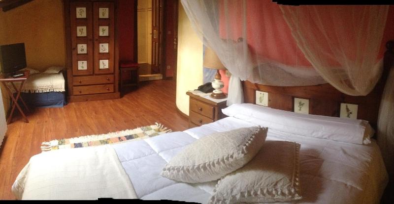 Hotel Peñalba image