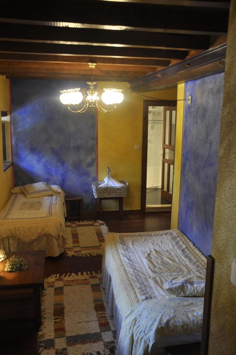 Hotel Peñalba image