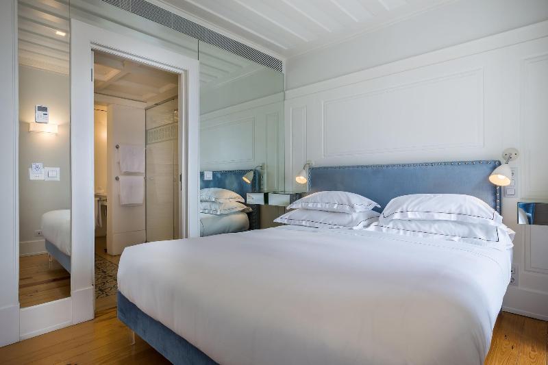 Stay in style at Santiago De Alfama - Boutique Hotel