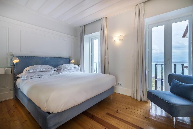 Stay in style at Santiago De Alfama - Boutique Hotel