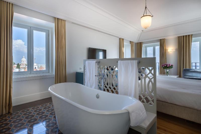 Stay in style at Santiago De Alfama - Boutique Hotel