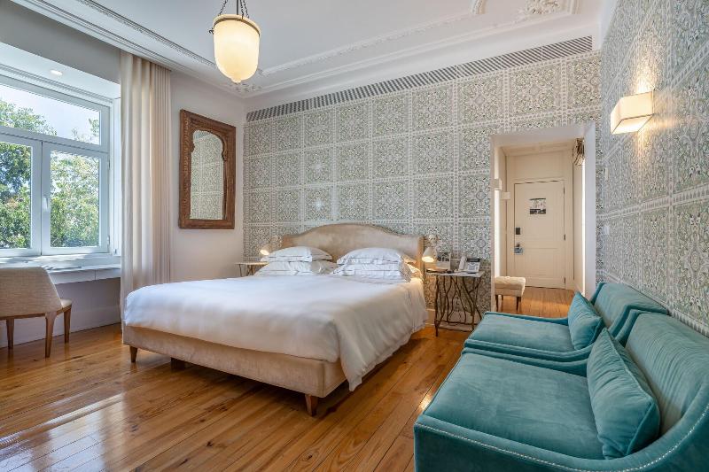 Stay in style at Santiago De Alfama - Boutique Hotel