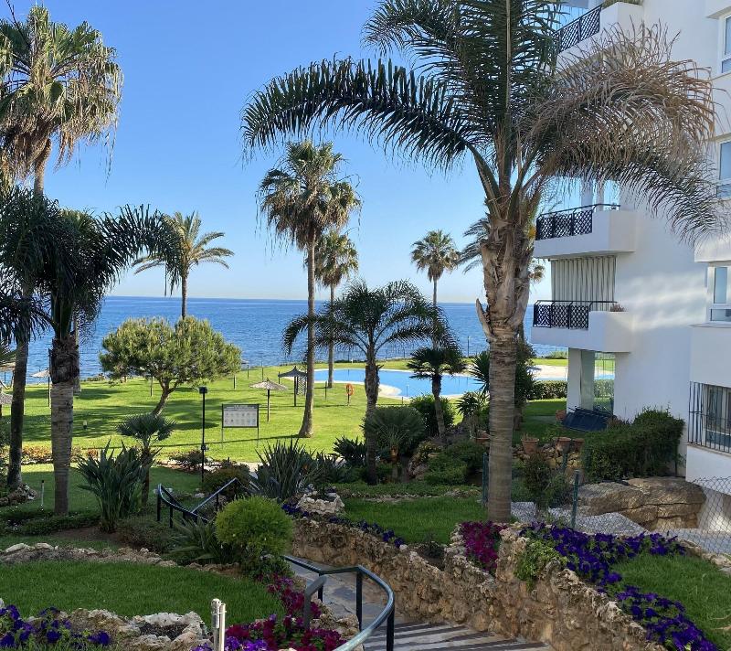 Apartamento Mi Capricho Con Vistas Al Mar Y Piscin image