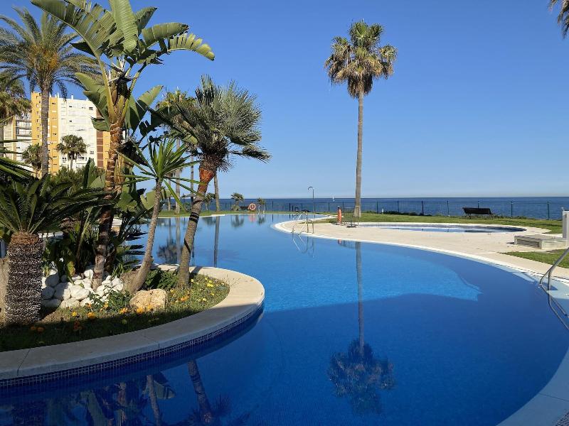 Apartamento Mi Capricho Con Vistas Al Mar Y Piscin image