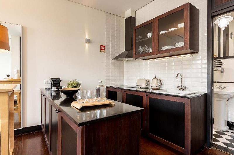 Your Opo Torre Apartments image