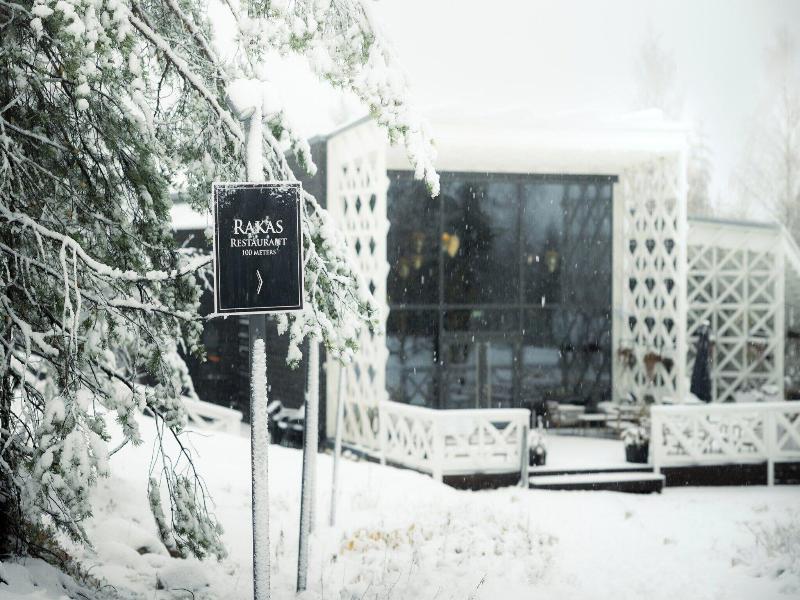 Arctic Treehouse Hotel image