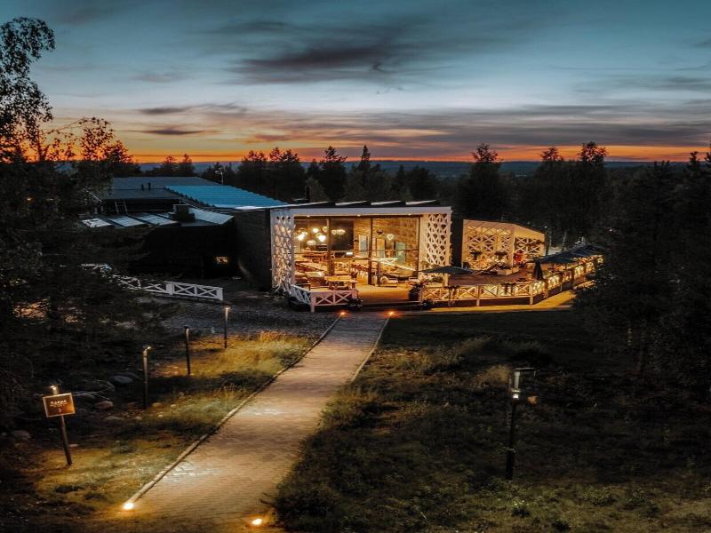 Arctic Treehouse Hotel image