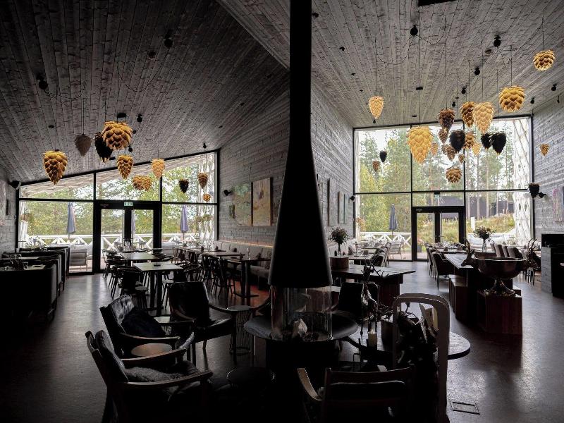 Arctic Treehouse Hotel image