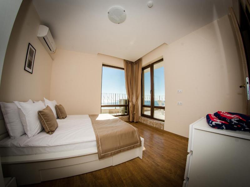 Premier Fort Beach Hotel image