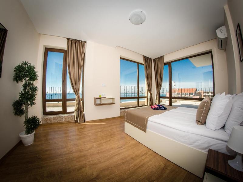 Premier Fort Beach Hotel image