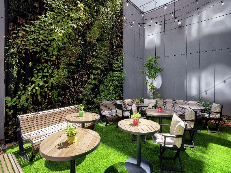 Hilton Garden Inn Budapest City Centre image