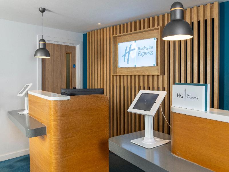 Holiday Inn Express Exeter - City Centre image