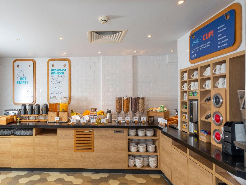 Holiday Inn Express Exeter - City Centre image