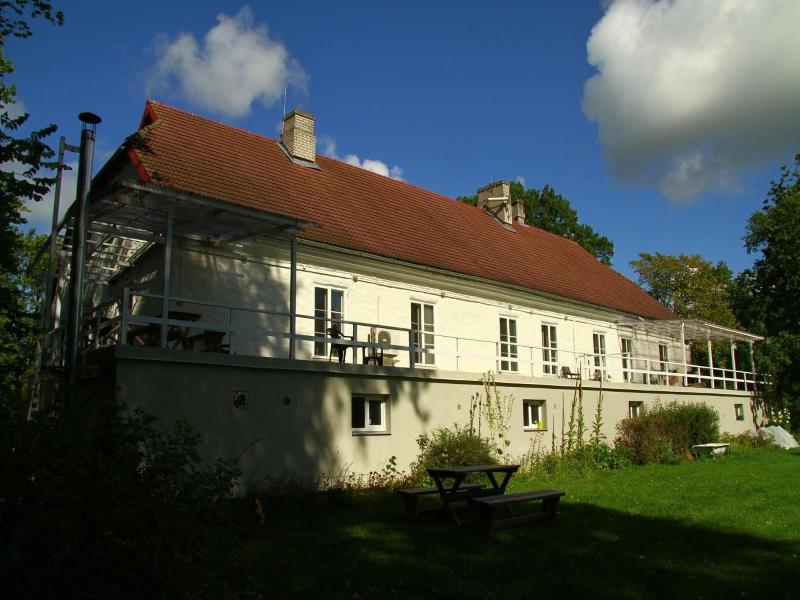 Haeska Manor