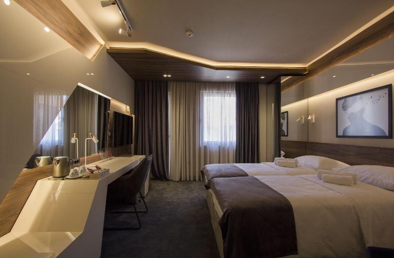 Garni Hotel Boutique 25H image