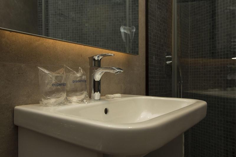 Garni Hotel Boutique 25H image