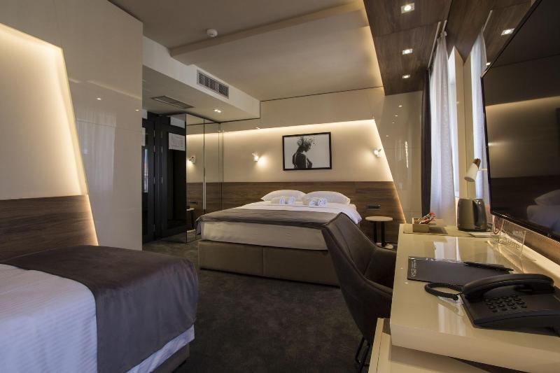 Garni Hotel Boutique 25H image
