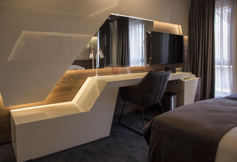 Garni Hotel Boutique 25H image