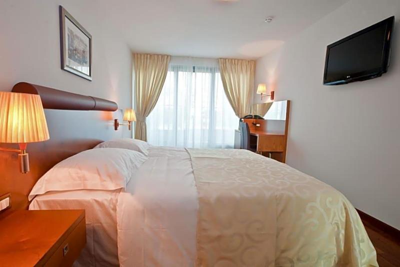 Hotel Croatia image