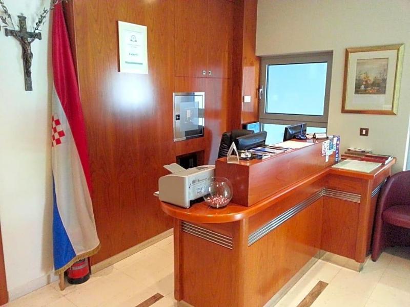Hotel Croatia image