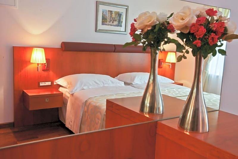 Hotel Croatia image