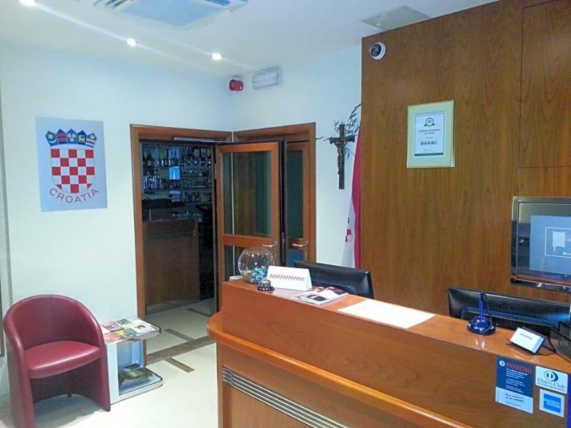 Hotel Croatia image