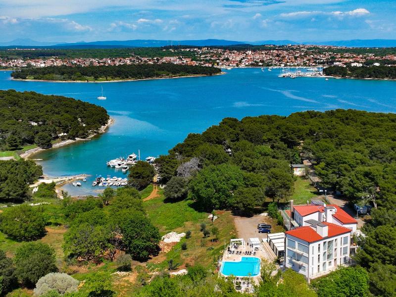 Premantura Resort image