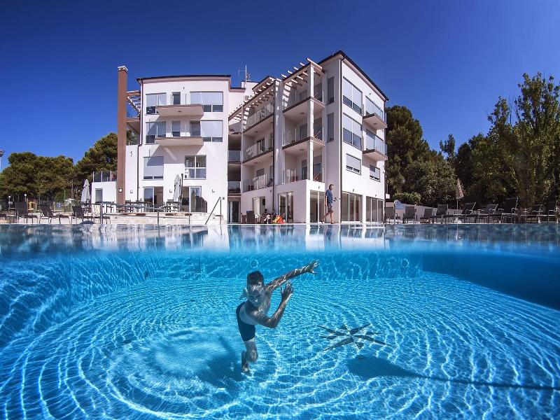 Premantura Resort image