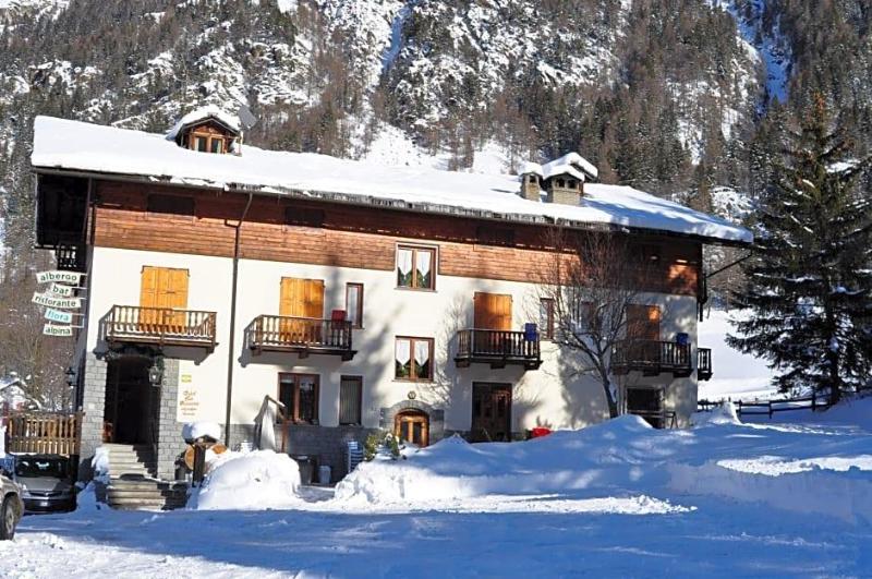 Hotel Flora Alpina image