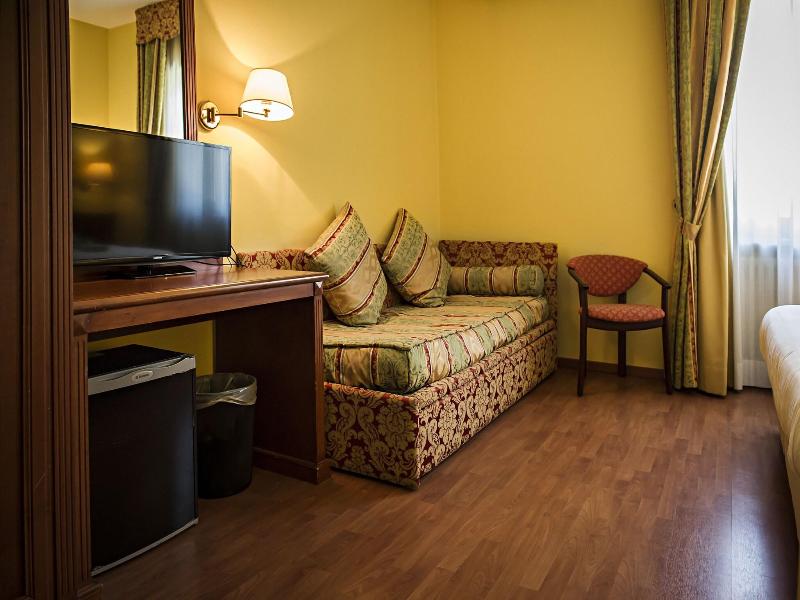 Hotel Cinzia image