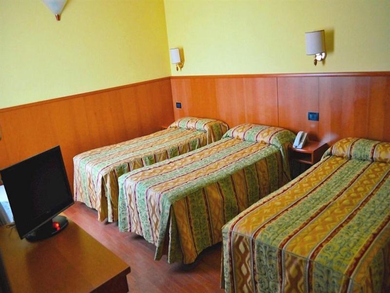 Hotel Cinzia image