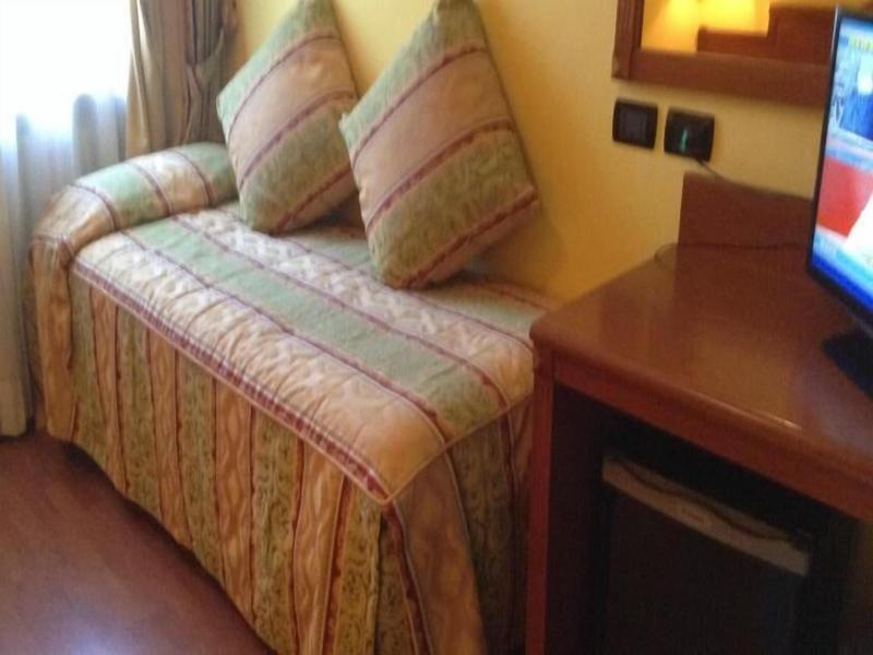 Hotel Cinzia image
