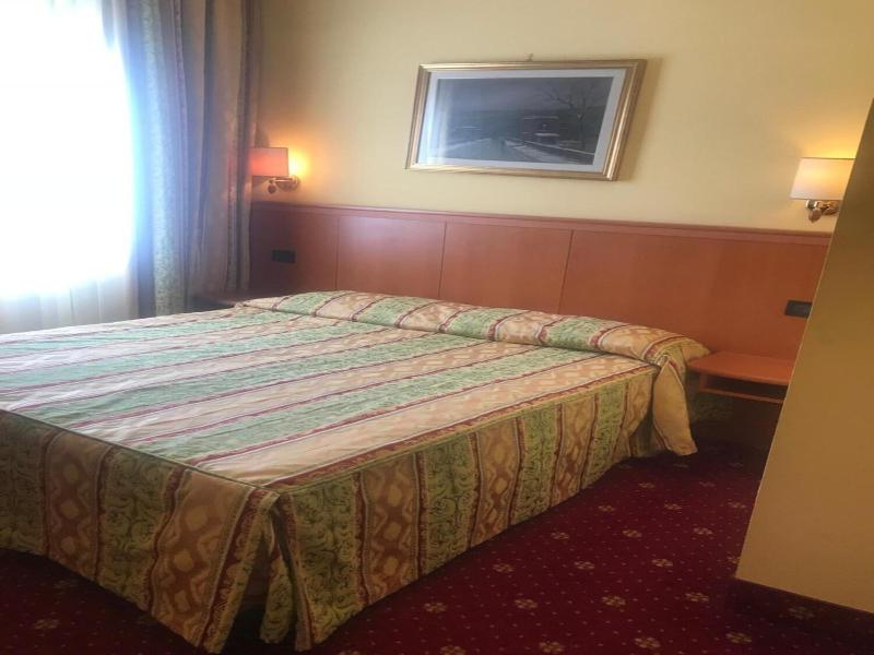 Hotel Cinzia image