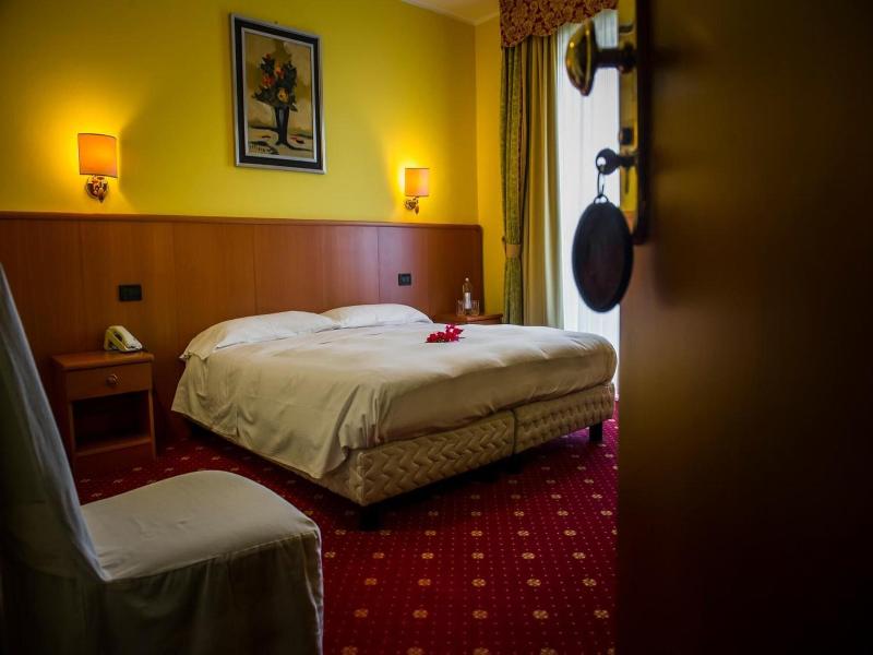 Hotel Cinzia image
