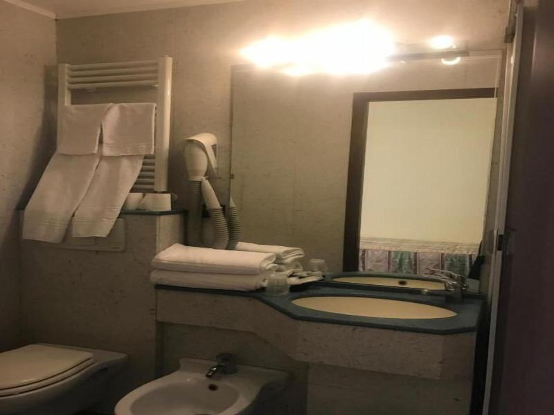 Hotel Cinzia image