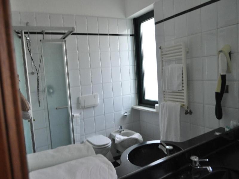 Hotel Cinzia image