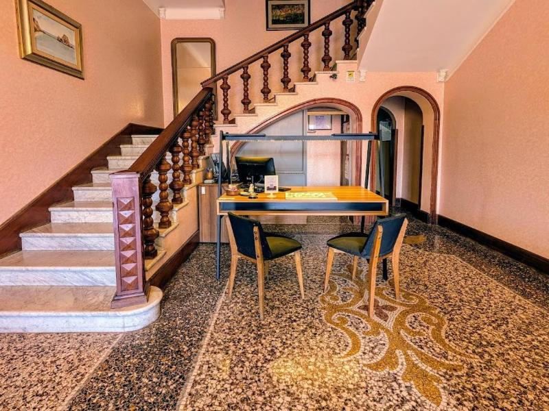 Hotel Villa Fieschi image
